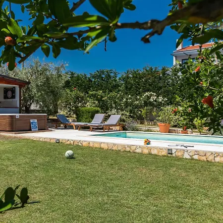 Petar By Interhome Tar-Vabriga