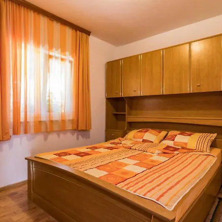 Petar By Interhome Tar-Vabriga