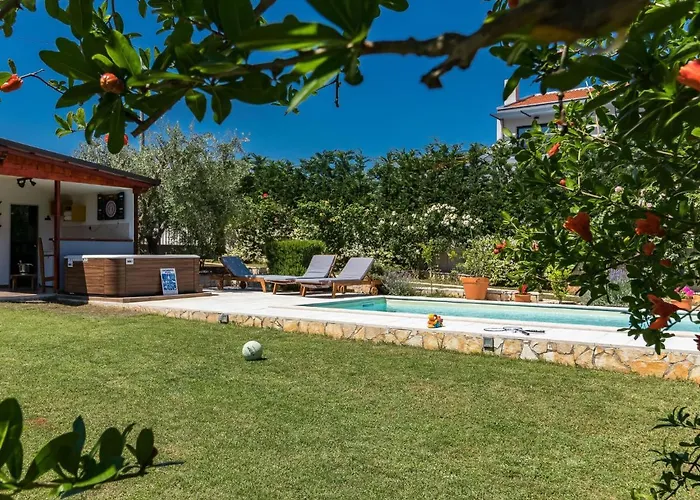 Petar By Interhome Tar-Vabriga